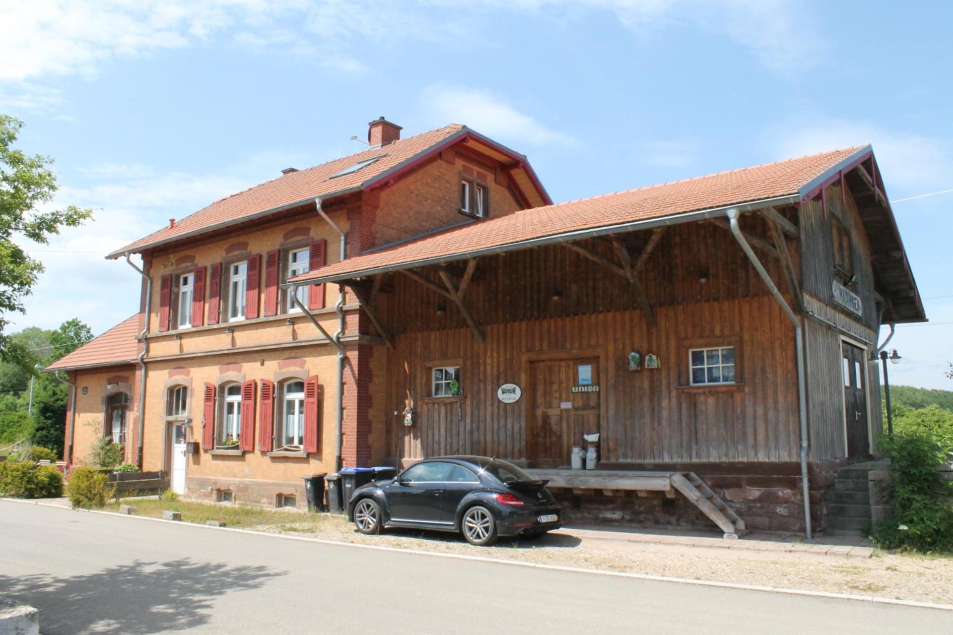 Schwarzwaldbahnhof Hotel Löffingen Buitenkant foto